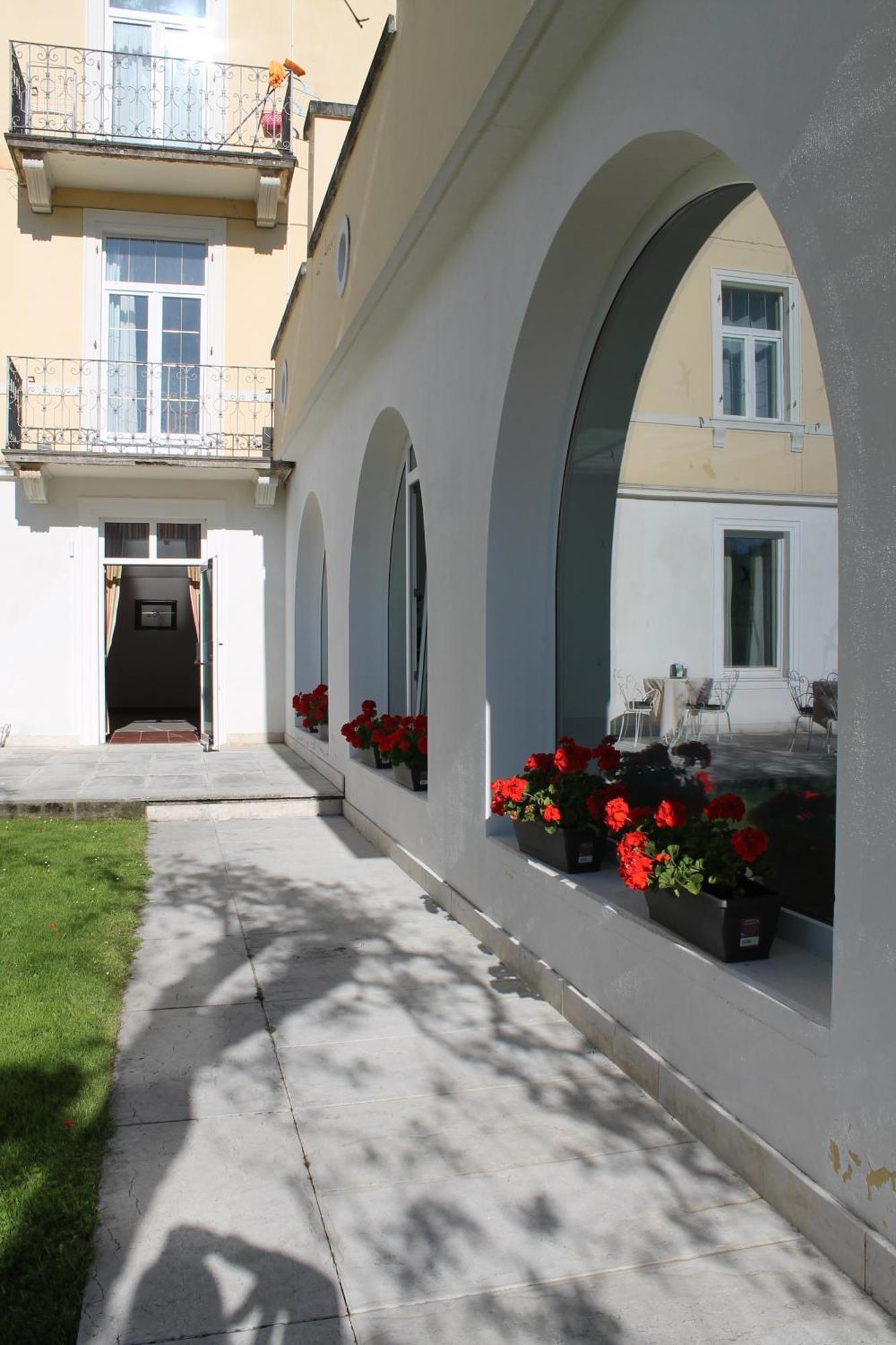 Aparthotel Englovacanze Riva Zewnętrze zdjęcie