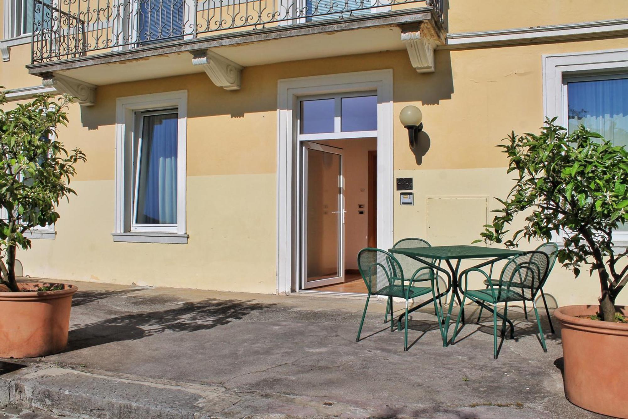 Aparthotel Englovacanze Riva Zewnętrze zdjęcie