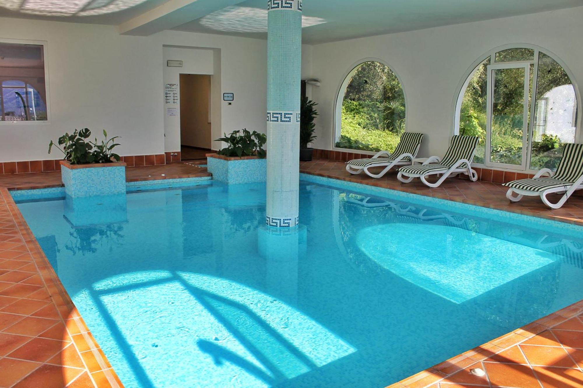 Aparthotel Englovacanze Riva Zewnętrze zdjęcie